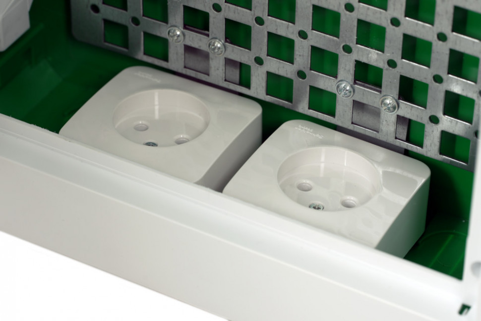 Мультимедийный бокс в нишу 36М белый City9 Systeme Electric EZ9E312P2FIT